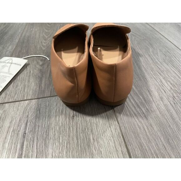 Brand New Amazon Essentials Faux Leather Women’s 5 Flats Loafers Slip On - Picture 4 of 6